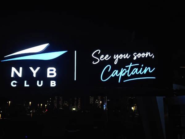 Signage Company in Abu Dhabi: Complete Guide to Shop Sign Types, Costs & Municipality Approval&nbsp;(2026)